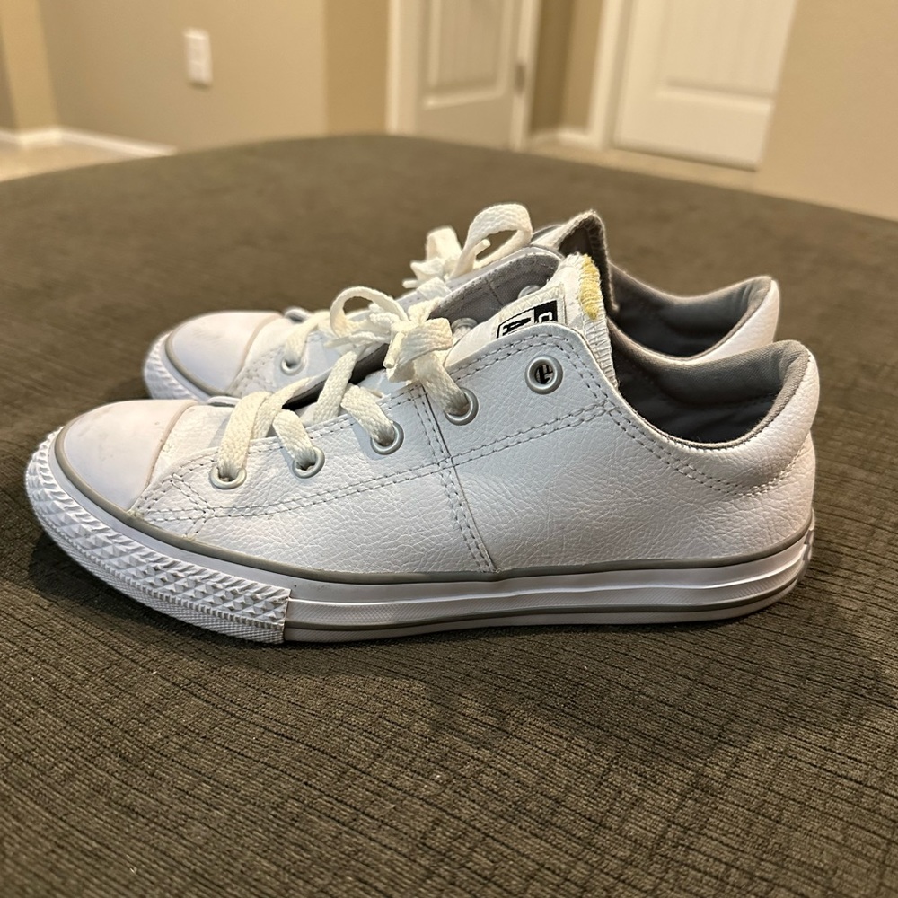 LEATHER CONVERSE!